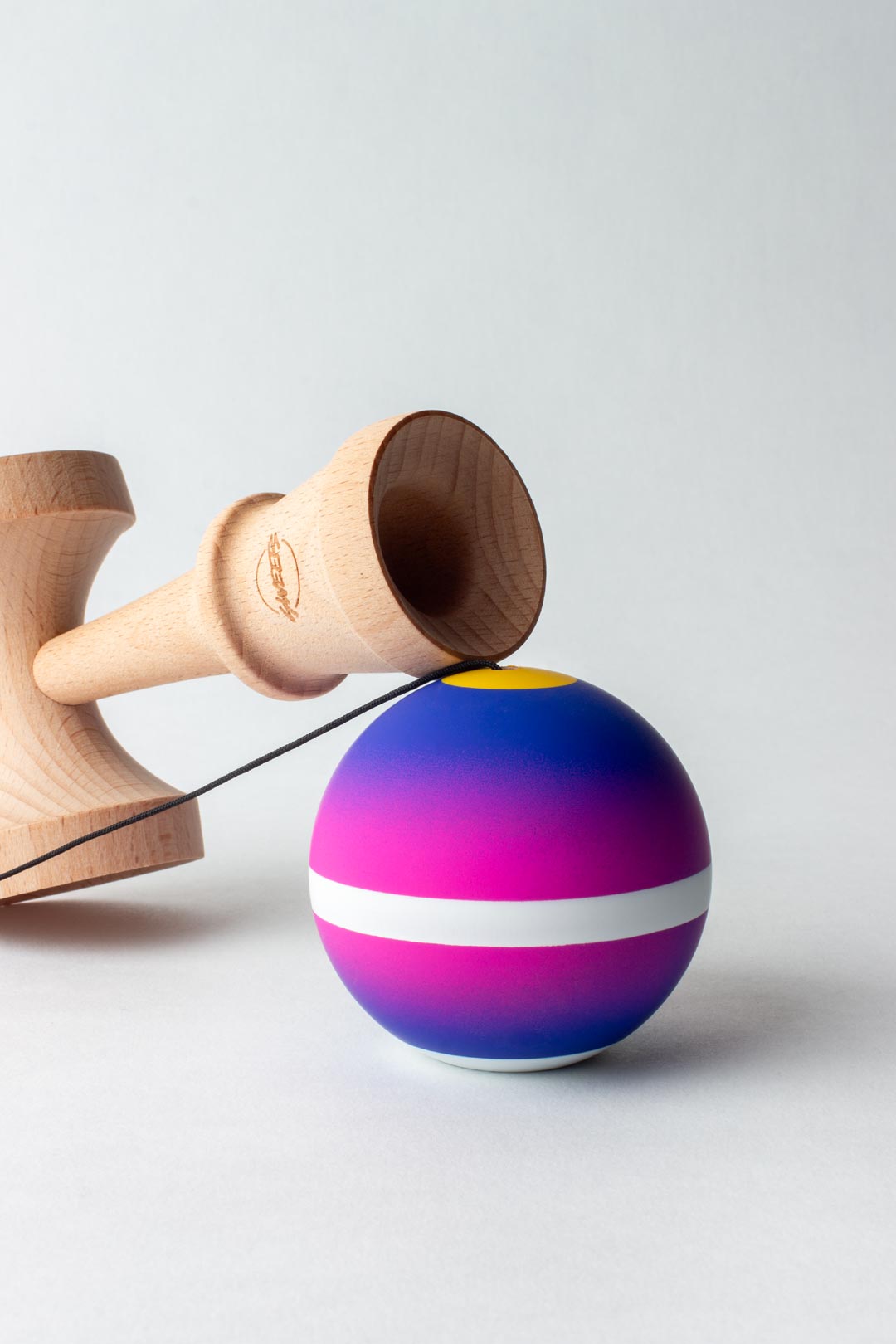 SWEETS KENDAMA HORIZON FADE - BELLWAVE