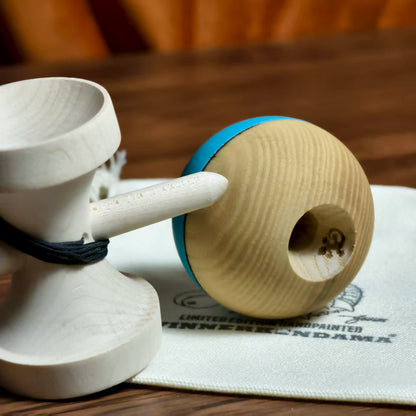Winner kendama GECKO Blue ocean waves Tama only Maple