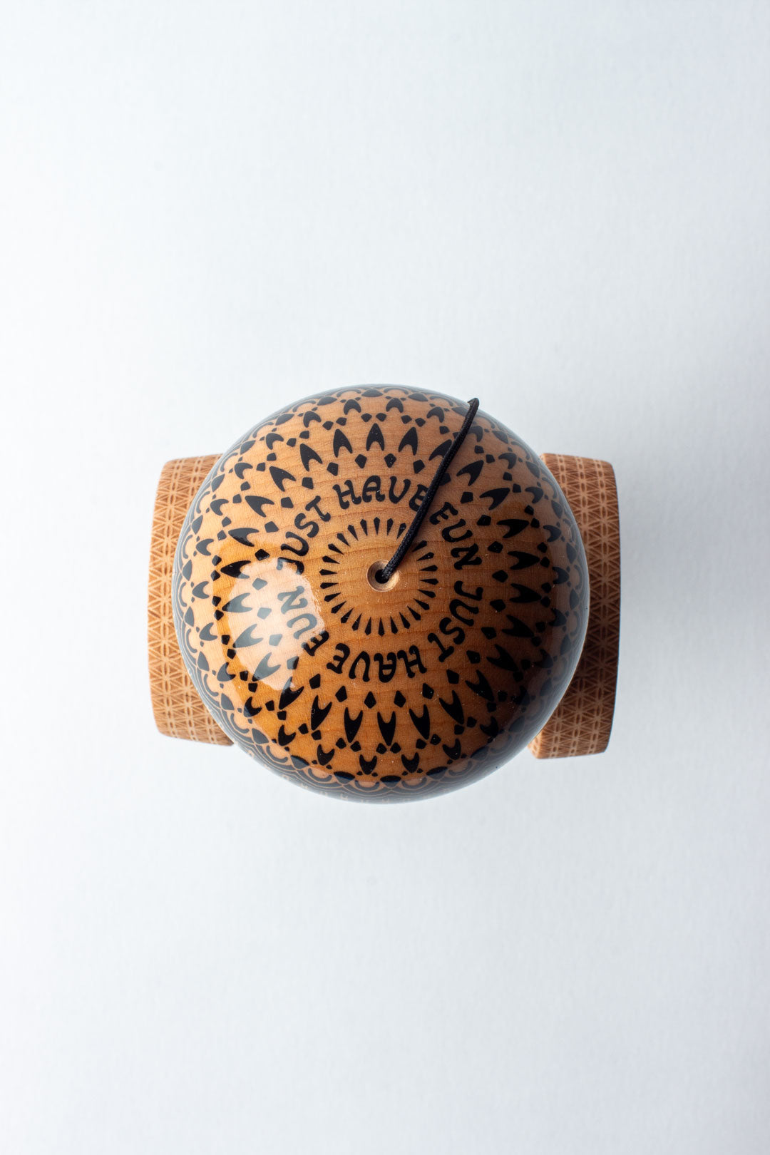 SWEETS KENDAMA BOO JOHNSON - SACRED - LEGEND SHAPE-ANTI-SKID 2.0