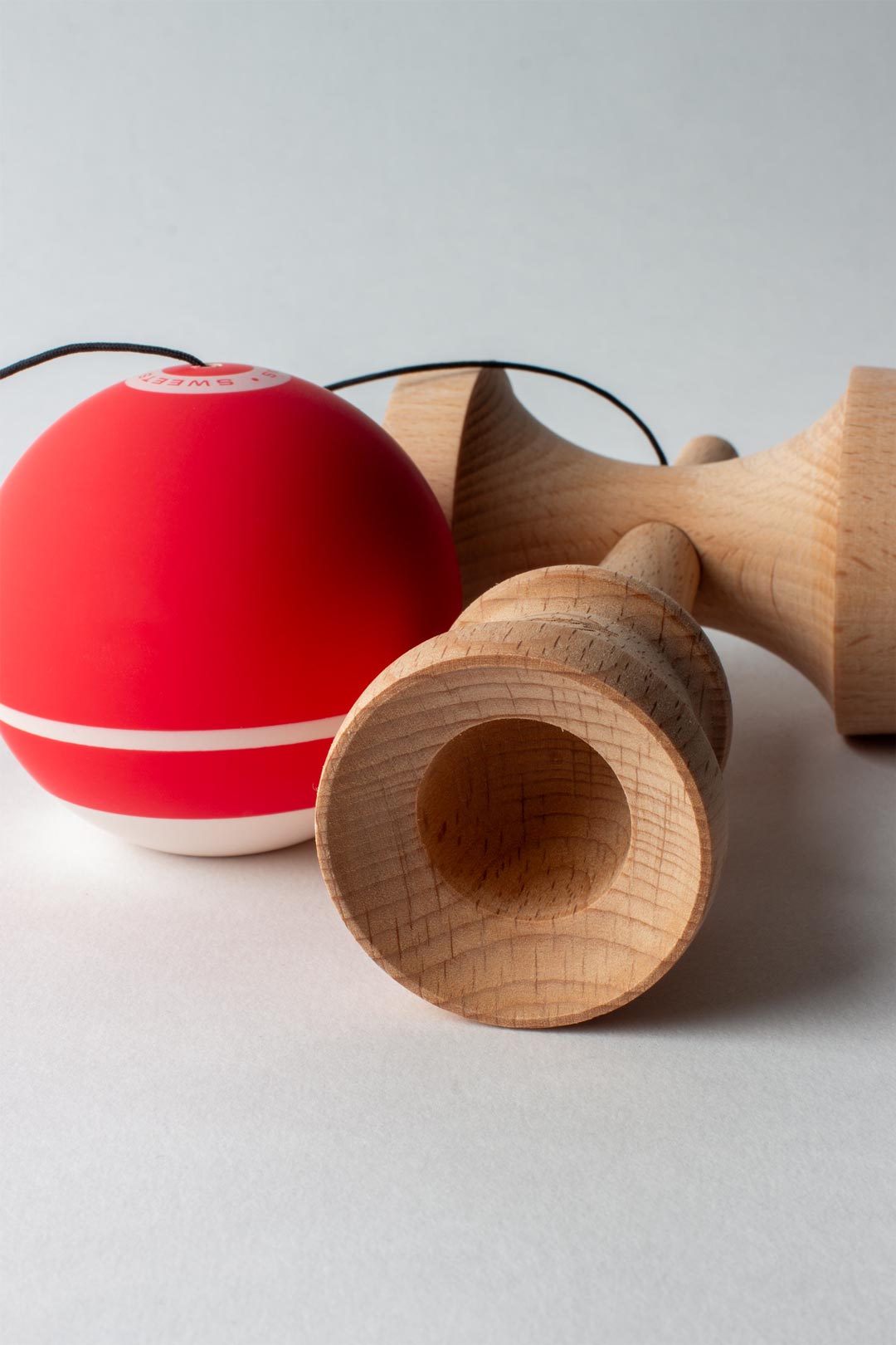 Sweets Kendama Tracker - Red