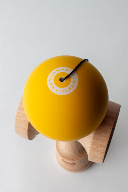 SWEETS KENDAMA Tracker - Yellow