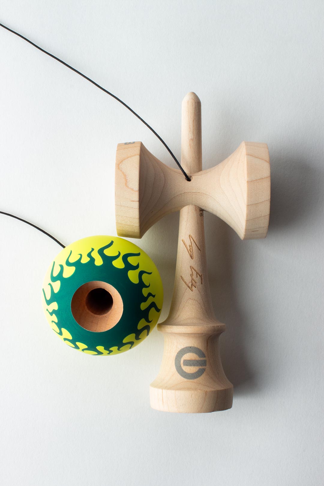 SWEETS KENDAMA COOPER EDDY INVERSE TURBO 6