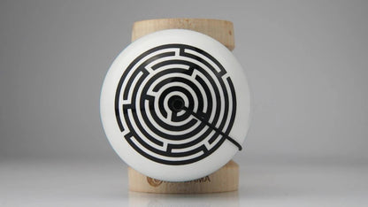 Okendama MAZE 3 - ZERO1 shape, SHTICK v2 paint OM303