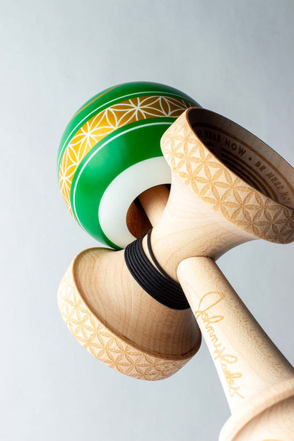 SWEETS KENDAMA Johnny Raekes V2 Antiskid Broken Shape ALL Beech