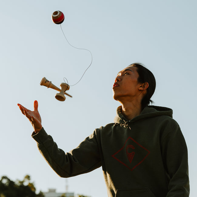 KENDAMA USA 改善 - Tribe Mod -  Flame - Fusion Shape - Silk AS2