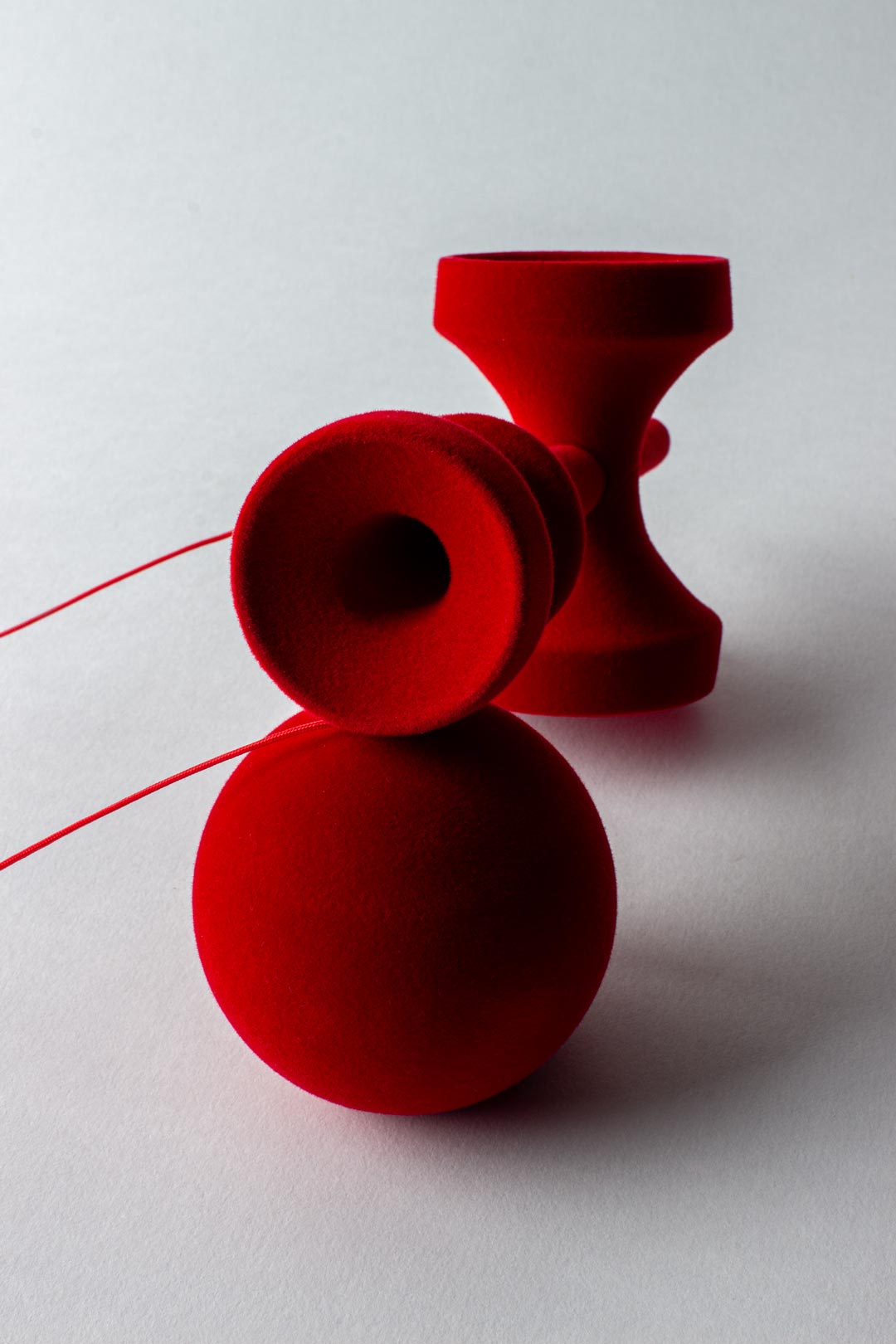 SWEETS KENDAMA SWEETS FUZZY-RED