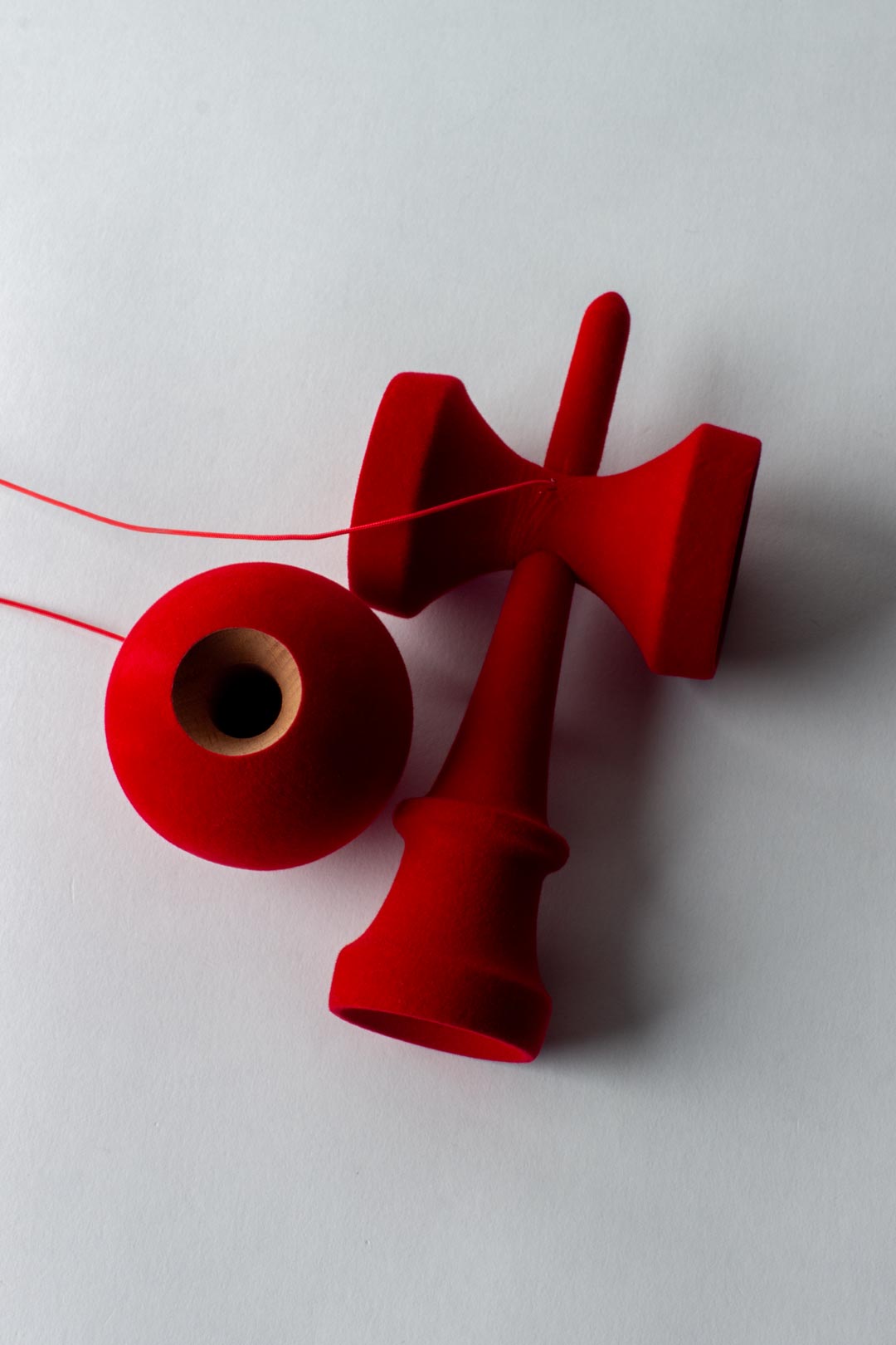 Sweets Kendamas - FUZZY - RED けん玉 SWEETS KENDAMA SWEETS FUZZY-RED – FANKEN