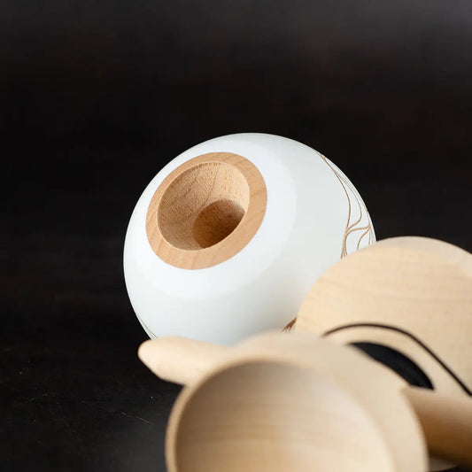 Israel Gray Eyes Kendama